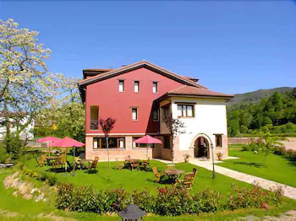 Hotel Rural Casa De Campo Soto De Cangas Exteriör bild