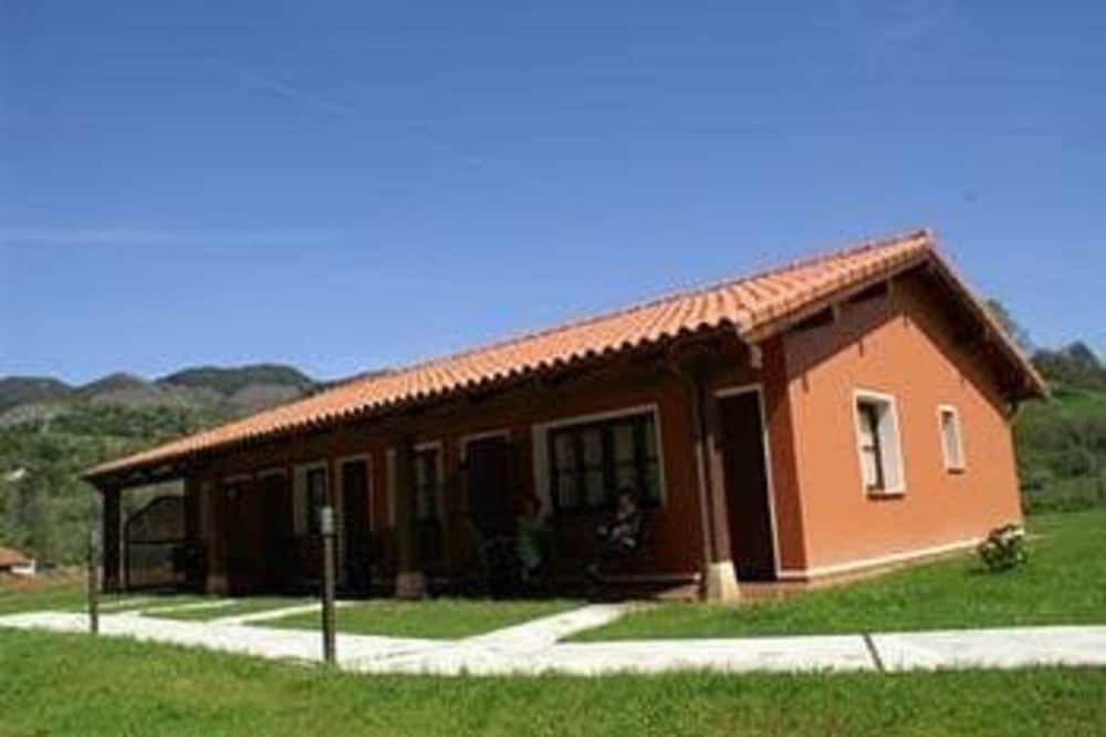 Hotel Rural Casa De Campo Soto De Cangas Exteriör bild